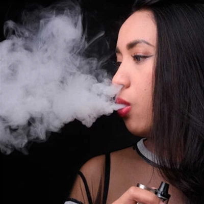 Kokie elektroninių cigarečių prekės ženklai pirmauja rinkoje?